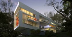 Single House Near, Los Angeles Single House Near, Los Angeles